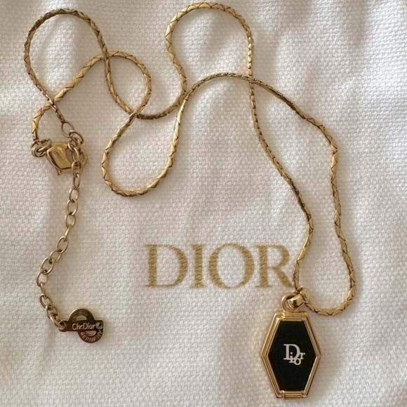 Dior Jewelry - Dior Logo Hexagon Necklace Authentic